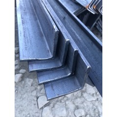 Уголок горячекатаный 110х70х8мм 09Г2С ГОСТ 8509-93